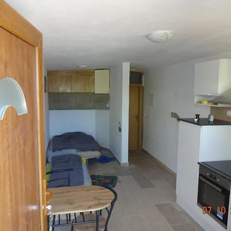 Vagon - Studio - Near Btc,