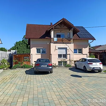 Vagon - Studio - Near Btc,