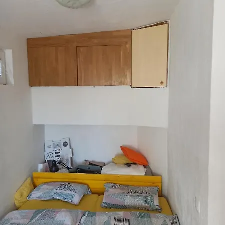 Apartment Vagon - Studio - Near Btc, Ljubljana