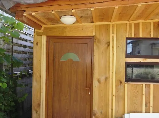 Vagon - Studio - Near Btc, 아파트 *