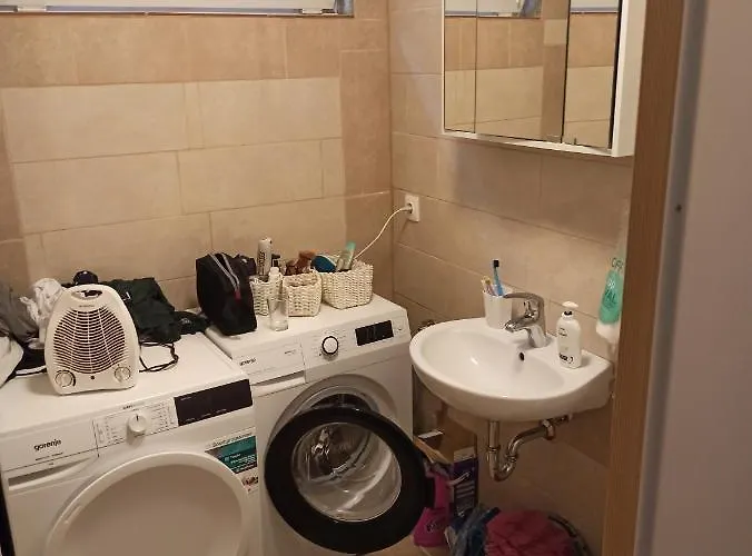 Vagon - Studio - Near Btc,